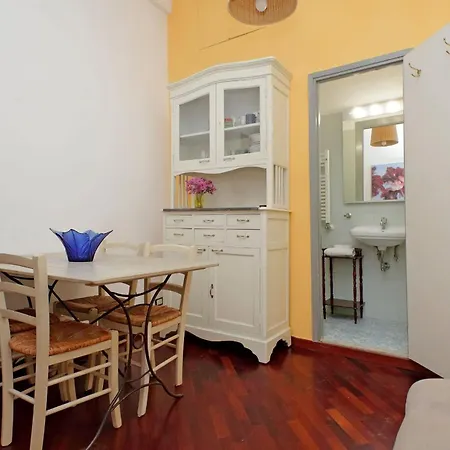 1 Bd With Balcony San Giovanni By Halldis Rome