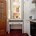 1 Bd With Balcony San Giovanni By Halldis Appartement
